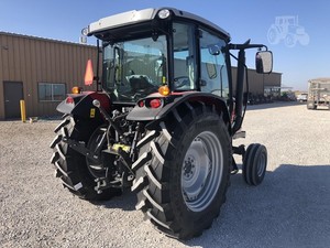 Tractor Agrícola Massey Ferguson 4707 2024 con Motor Diésel de 100 CV - Product Image 4