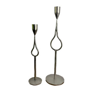 Lot de 2 bougeoirs en fer finition laiton antique doré, écologiques, durables, luxueux, uniques, pour anniversaire, maison, mariage, table - Product Image 6