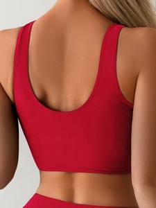 Conjunto Deportivo de 2 Piezas para Mujer, Color Rojo, Top Deportivo Cruzado, Shorts de Cintura Alta con Volantes, Ropa Deportiva Transpirable sin Costuras - Product Image 3