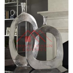 Maisons de luxe décoratives pour la maison Vases de qualité supérieure Vases à fleurs en aluminium Vases meilleure vente en métal de haute qualité Meilleure vente - Product Image 2