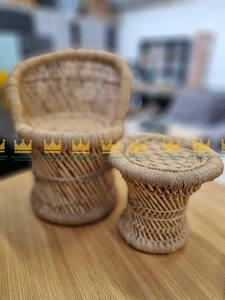 Tabouret d'enfant fait à la main durable personnalisé pour le salon extérieur utilisation de supermarché pieds de détente - Product Image 2