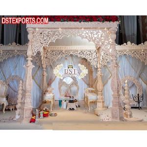 Décoration de mariage sur le thème indien, Heer Mandap, Rajwada Mandap avec piliers sculptés à la main, Mandap en bois sculpté pour mariage gujarati, installation en Ohio - Product Image 1