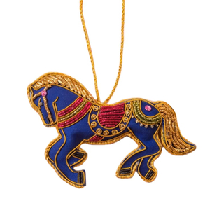 Porte-clés et porte-clés en perles de rocaille brodées de couleur bleu et or avec un beau motif de cheval, pour offrir en cadeau en provenance d'Inde - Product Image 1