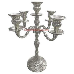 Candelabro de hierro y latón de 5 brazos, candelabro hecho a mano, diseño moderno ecológico para bodas y decoración de mesa de Navidad - Product Image 6