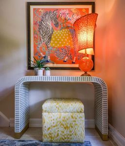 Table console moderne de luxe en cascade avec incrustation d'os en MDF de la meilleure qualité pour la maison ou l'hôtel pour le salon ou les meubles de couloir - Product Image 2