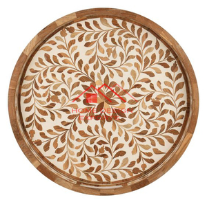 Plateau de service en bois sculpté à la main en incrustation d'os noir et blanc - Product Image 3