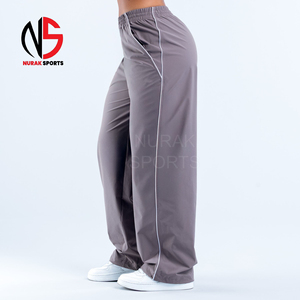 Conjunto Deportivo de Dos Piezas para Mujer, Top Corto Gris Jaspeado Liso, Marca Privada, para Impresión, Producto de Alta Calidad en Nurak's - Product Image 4