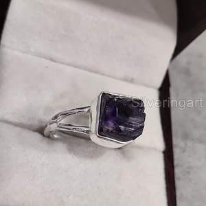 Anillo de Plata de Ley 925 con Amatista Natural, Piedra de Nacimiento de Febrero, Martillado, Hecho a Mano, para Navidad o Cumpleaños - Product Image 3