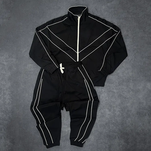 Chándales Deportivos Retro con Capucha y Estampado Invernal, Corte Regular, Personalizados, Estilo INS, para Hombre - Product Image 4