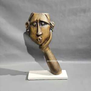 Escultura facial de resina y aluminio de estilo europeo moderno, regalo de boda de alta demanda para sala de estar, dormitorio, decoración fabricada en la India - Product Image 3