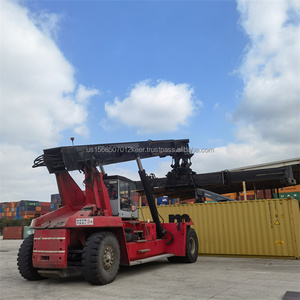 Chariot élévateur Volvo Kalmar DRF450 d'occasion, 45 tonnes, équipement lourd, moteur, pompe hydraulique, boîte de vitesses, roulement, modèle 2018-2022, godet de 10 m - Product Image 4