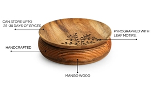 Boîte à épices artisanale feuille brûlée avec cuillère en bois de mangue et de sheesham 7 conteneurs conteneur à épices avec cuillère en bois - Product Image 5