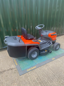 เครื่องตัดหญ้า Husqvarna Rider TC 112 /R 320X AWD ขับเคลื่อนสี่ล้อประสิทธิภาพสูง ตัดหญ้าได้อย่างทนทาน รถแทรกเตอร์สำหรับสวน ขาย - Product Image 4