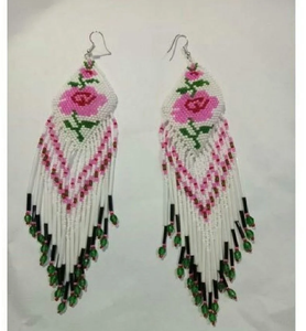 Pendientes Modernos Hechos a Mano con Cuentas Multicolores - Product Image 3