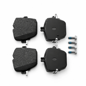 Plaquettes de frein de qualité supérieure D1831 0004208800 pour Mercedes Benz W205 W213 Classe GLC Pièces de rechange automobiles - Product Image 1