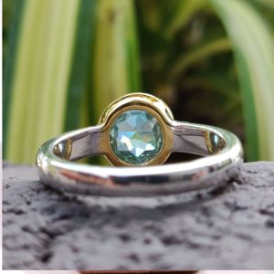 Joyería de lujo Rose Cut Vvs D Moissanite Diamond Anillo de Bodas de compromiso para mujeres Hecho en oro sólido de 10K - Product Image 4