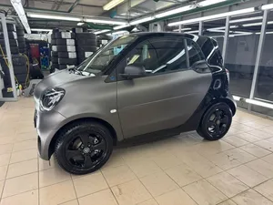 USED 2022 F0RTW0 electric drive III Low Mileage Automatic <b>Panoramic</b> Sunroof LED lights LED Daytime Lights 6 Seats Ready - Product Image 3