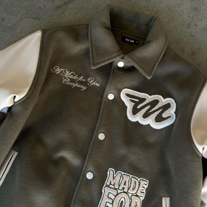 Wholesale Custom <b>Wool</b> Body Varsity Jacket with Leather Sleeves <b>Quilted</b> Lining and Pocket for College Students in Winter - Product Image 2