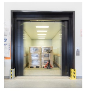 Elevador de Carga Industrial de 2000 kg, Plataforma Hidráulica para Transporte de Mercancías en Almacenes, Sistema Seguro y de Alta Eficiencia - Product Image 1