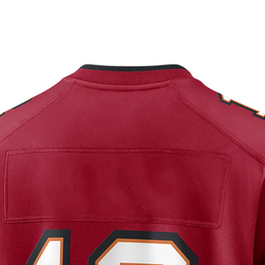 Maillot de football américain populaire, respirant, durable, au design uni, avec couleurs personnalisées rouge/blanc et noir, fabriqué au Pakistan. - Product Image 2