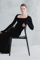 Robe longue évasée de haute qualité, manches longues, ABOLI ASYMETRIC DRESS, tissu en tricot flexible brillant, noir et blanc