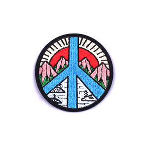 Parche de tela bordado, venta al por mayor, parches bordados con logotipo personalizado 3D para planchar, parche tejido de alta calidad para prendas de vestir - Product Image 5