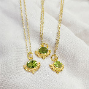 Ovale Semi Précieux Péridot Gemme Pendentif Collier 18 Pouces Chaîne Bijoux Designer Minimaliste Collier En Gros - Product Image 1