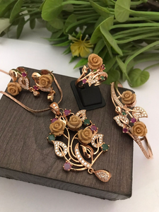 Ensemble pendentif CZ plaqué or rose de qualité supérieure avec chaîne, boucles d'oreilles assorties, bague et bracelet bijoux de luxe pour femmes coffret cadeau parfait - Product Image 5