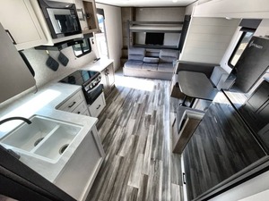 Roulotte de camping d'occasion Jayco Jay F-l-i-g-h-t Slx 287BHS 2025 à vendre - Product Image 4