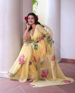 Hermosa seda Tebby con estampado floral y trabajo manual Sari Mujer Fabricante de moda de Surat a la tarifa más baja - Product Image 2