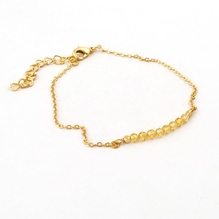 สีเหลือง