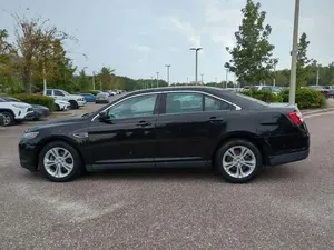 Ford Taurus SEL 2016 - Product Image 5