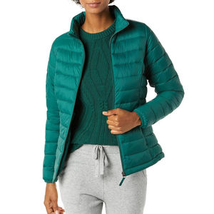 Nouvelle arrivée Veste matelassée épaisse de haute qualité pour femmes Grande taille Respirante Vêtement d'hiver avec doublure en nylon - Product Image 1