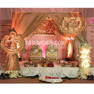 Ensemble de chaises de mandap pour mariage indien du sud, style traditionnel, chaises de mandap pour mariage indien, design unique, ensemble de chaises de vidhi pour mariage, États-Unis - Product Image 1