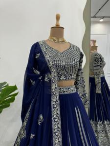 Vêtements de mariage de créateur Lehenga Choli avec fil et séquence - Product Image 6