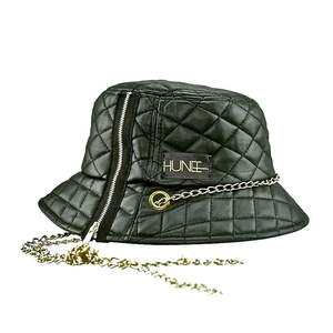 หมวกบักเก็ตสีดำลายควิลท์ สไตล์แฟชั่น - Product Image 1