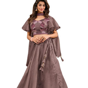 El último trabajo de secuencia de bordado de seda de tejido de diseñador Lehenga Choli de Fab Zone - Product Image 1