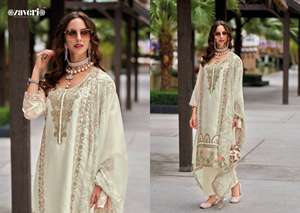 Alta demanda Diseñador Salwar Kameez para mujer Moda hacia adelante y llamativa de fabricante y proveedor indio - Product Image 3