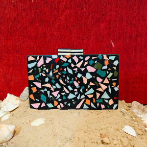 Sac à main en résine multicolore fait à la main pour femmes, sac de soirée géométrique de luxe avec finition rigide, cadeau pour elle - Product Image 1