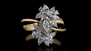 Elegante Anillo con Clúster de Diamantes de Laboratorio con Corte Marquesa |   Regalo de Aniversario de Bodas de Oro Sólido de 14K/18K, Joyería Fina Ligera para Uso Diario - Product Image 4