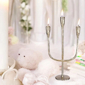 "Elegante candelabro plateado de 3 brazos Elegante Decoración de mesa - Product Image 1