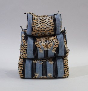 Bolsas de cosméticos acolchadas, Juego de 3 bolsas de maquillaje, organizador de viaje, neceser con estampado de Tigre, regalo para ella - Product Image 1