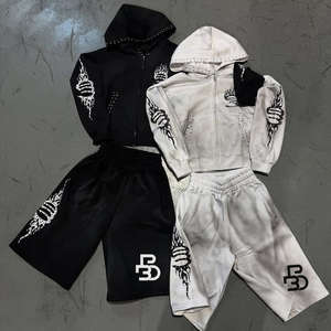 Survêtement unisexe personnalisé style streetwear vintage oversize, effet vieilli et délavé, avec impression sérigraphiée et strass, à cordon de serrage sur toute la longueur - Product Image 1