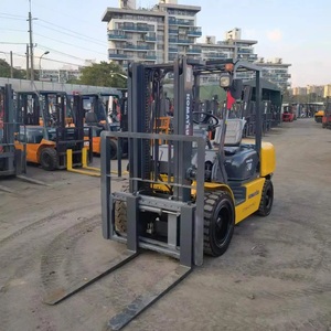 Carretilla elevadora Komatsu usada de alta calidad de 15 toneladas, fábrica de Japón enviada FD30 diésel 2018 modelo 245KW potencia 1m Capacidad de cubo - Product Image 5