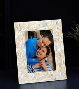 Jeu de puces artisanaux pour moments spéciaux, cadre en nacre de qualité héritage, jeu de puces naturelles collé à la main pour les générations - Product Image 4