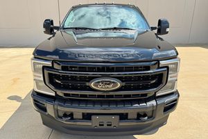 F-250 Super Duty Lariat 4x4 2021, moteur V8 de 7,3 litres, très bien équipé, remplacement de moteur récent, non modifié - Product Image 2