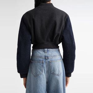 Chaqueta universitaria recortada de talla grande con logotipo personalizado y bordado para mujer, chaquetas de béisbol con letras y mangas de cuero y algodón transpirable XL para mujer - Product Image 5