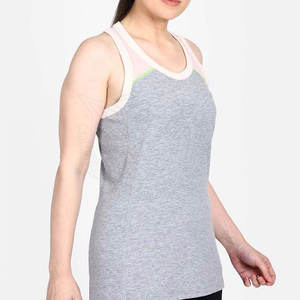 Venta directa de fábrica Precio al por mayor Mujeres Tank Top Calidad superior Hecho Mejor estilo Mujeres Tank Top Precio razonable Servicio OEM - Product Image 4
