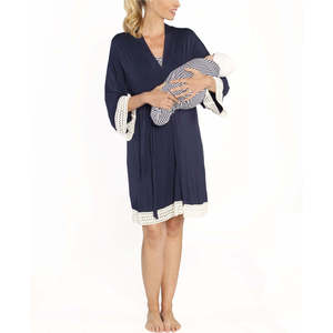 Set vestaglia da allattamento e coperta per neonati Angel Navy Stripes - Product Image 3