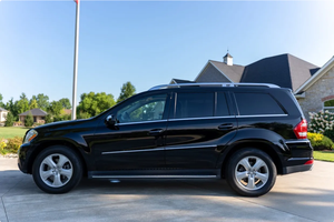 Conduite abordable - Véhicule d'occasion avec conduite à gauche |   Conduite à droite |   43K-MILEAGE 2010 MERCEDESSS-BENZZSS GL450 4MATICCSS - Product Image 2